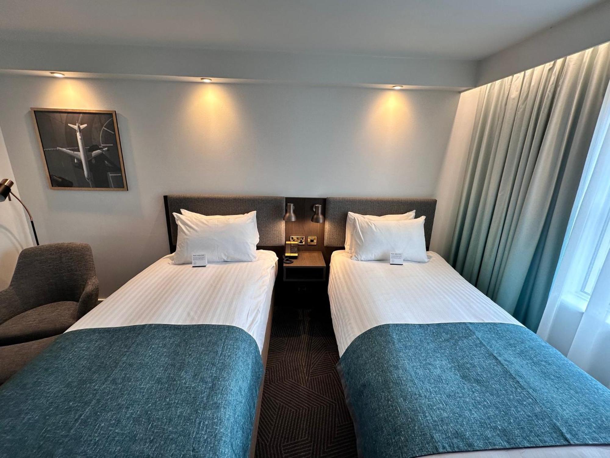 Holiday Inn Bristol Airport By Ihg Redhill  Eksteriør bilde