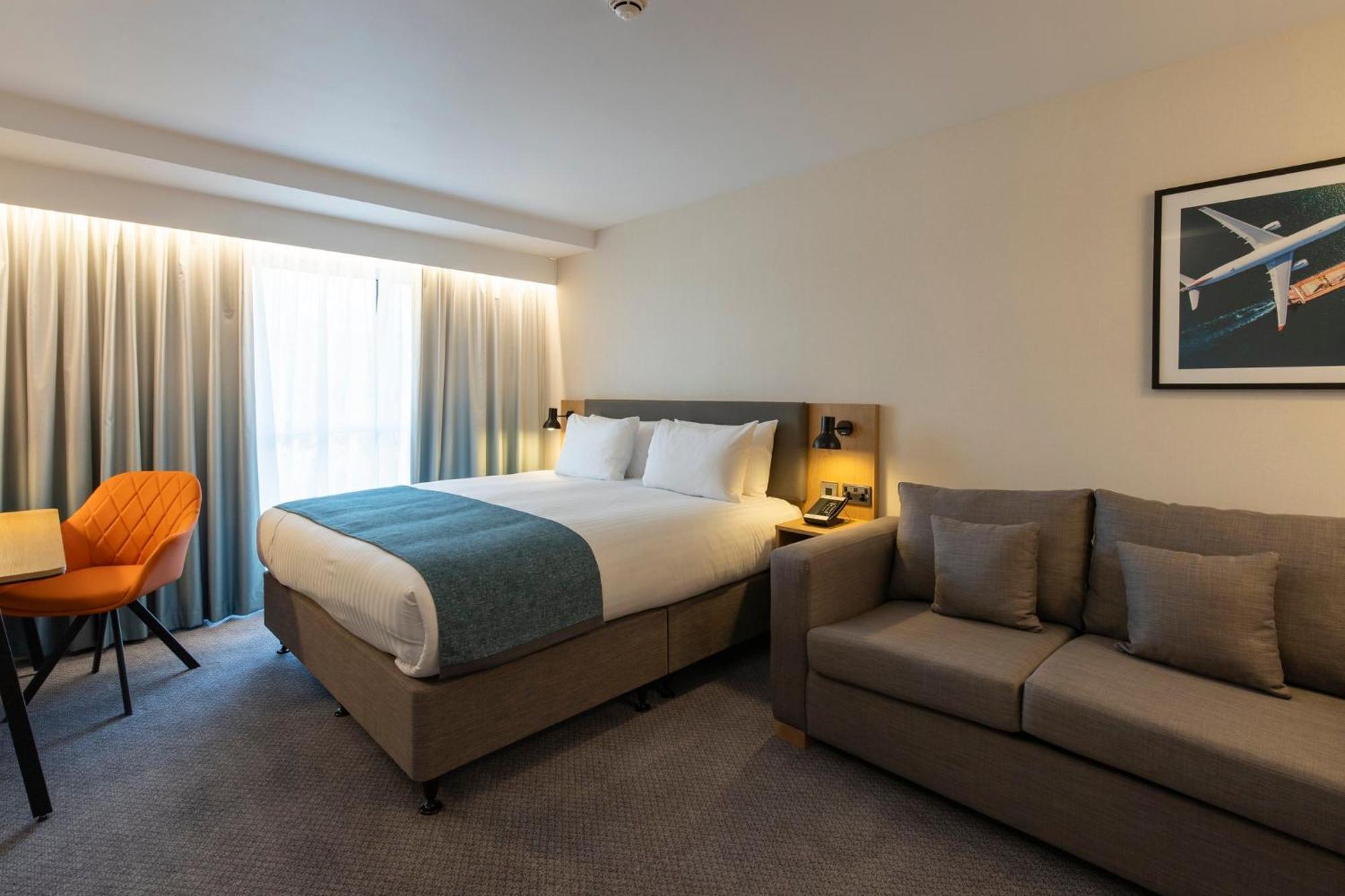 Holiday Inn Bristol Airport By Ihg Redhill  Eksteriør bilde