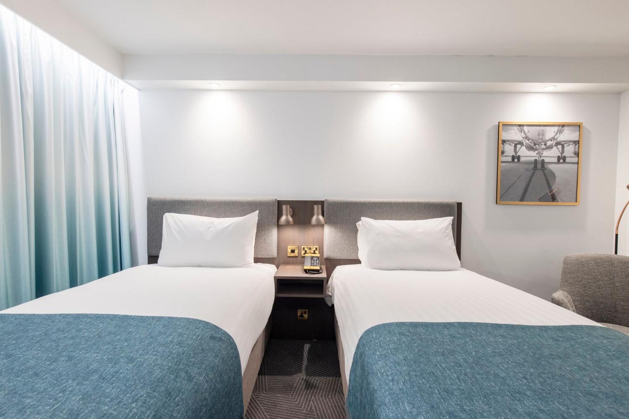 Holiday Inn Bristol Airport By Ihg Redhill  Eksteriør bilde