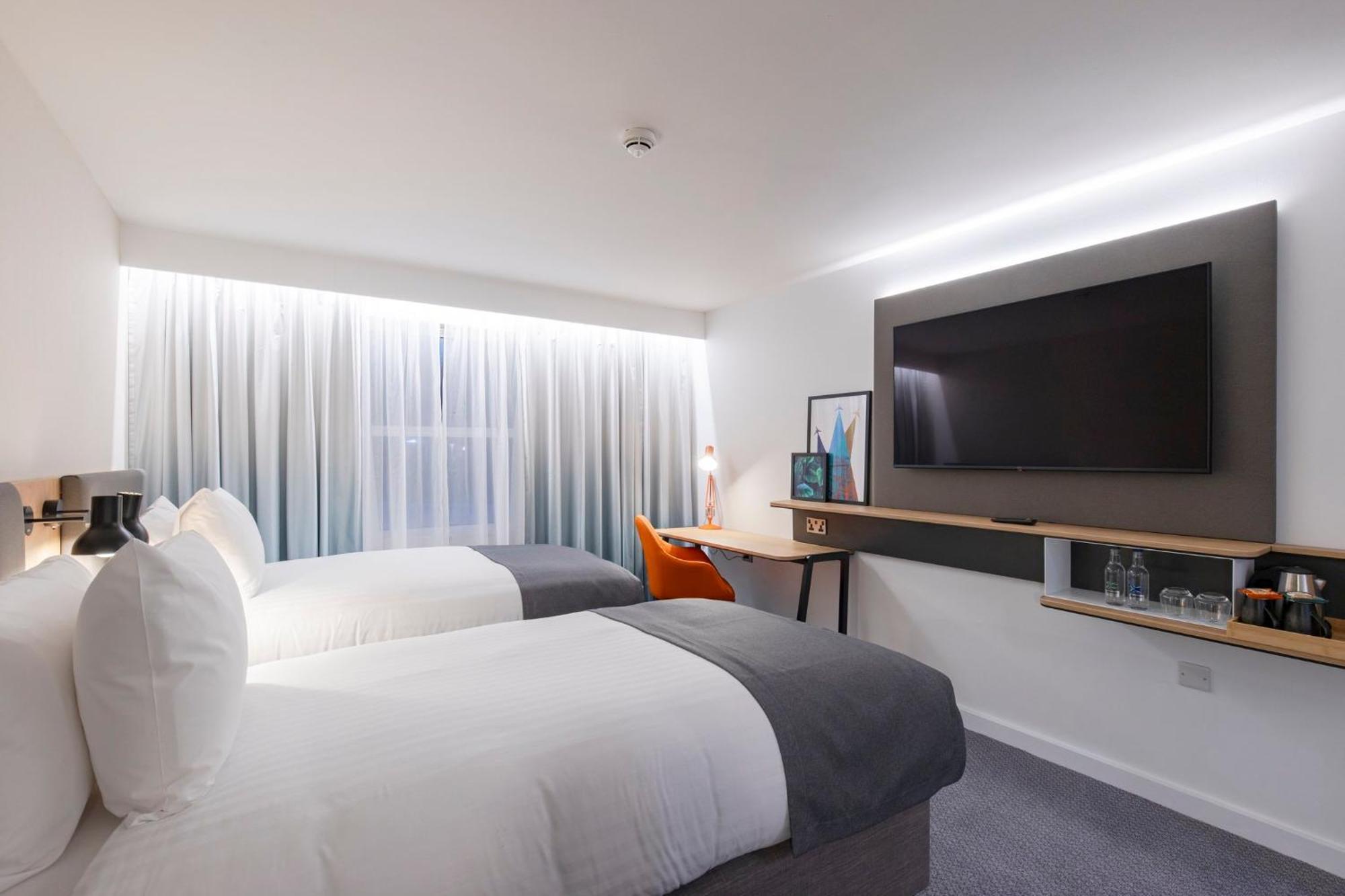 Holiday Inn Bristol Airport By Ihg Redhill  Eksteriør bilde