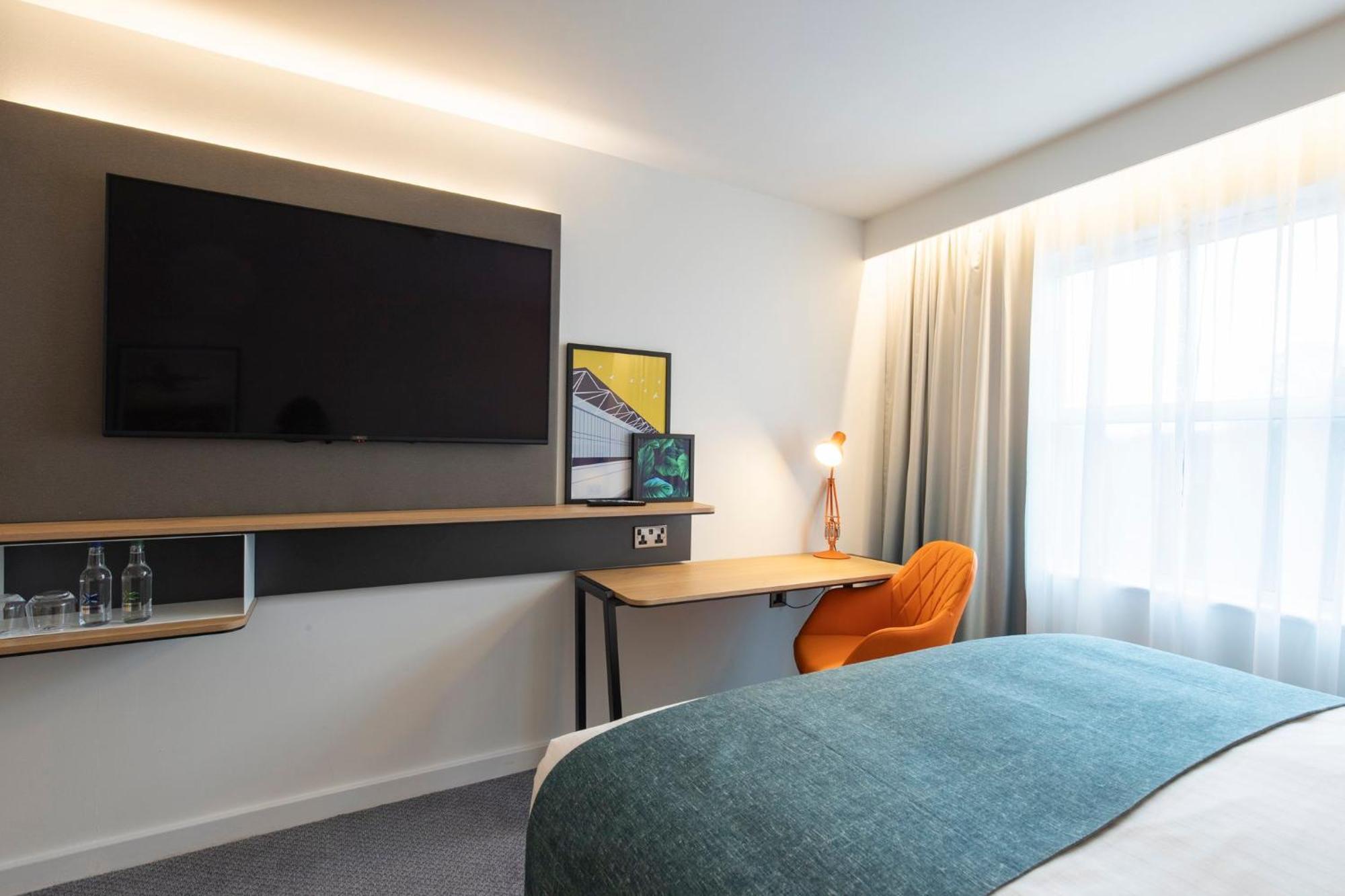Holiday Inn Bristol Airport By Ihg Redhill  Eksteriør bilde
