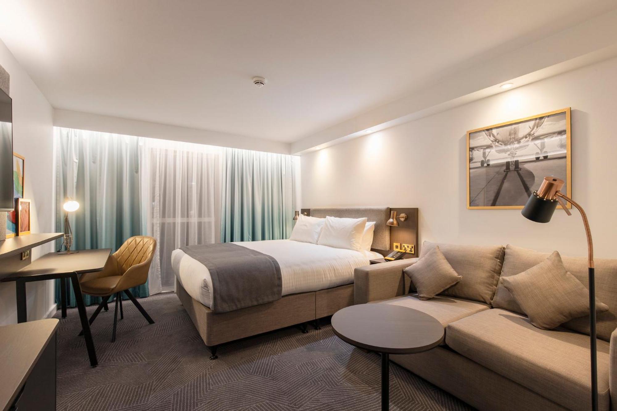 Holiday Inn Bristol Airport By Ihg Redhill  Eksteriør bilde
