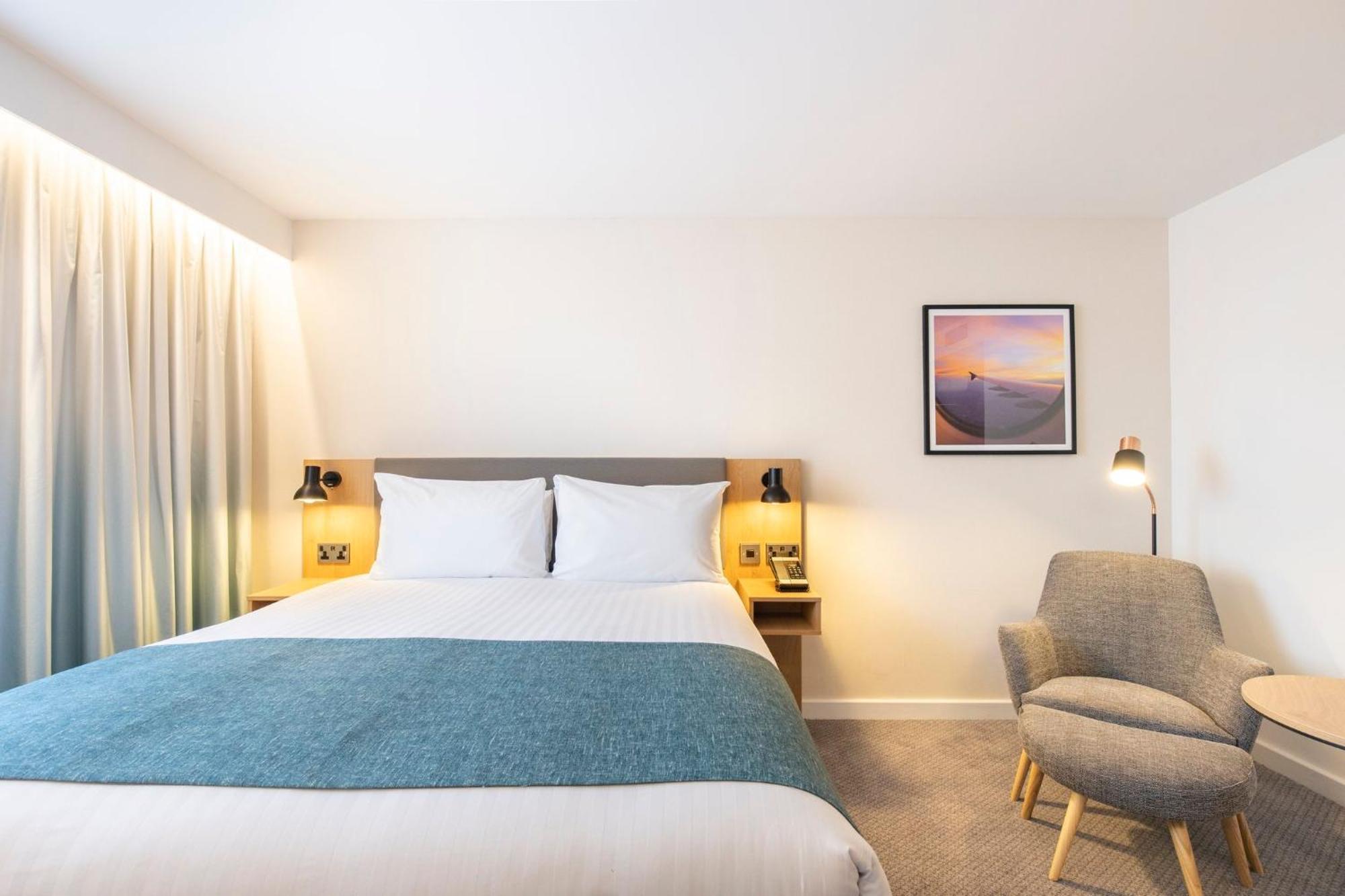 Holiday Inn Bristol Airport By Ihg Redhill  Eksteriør bilde