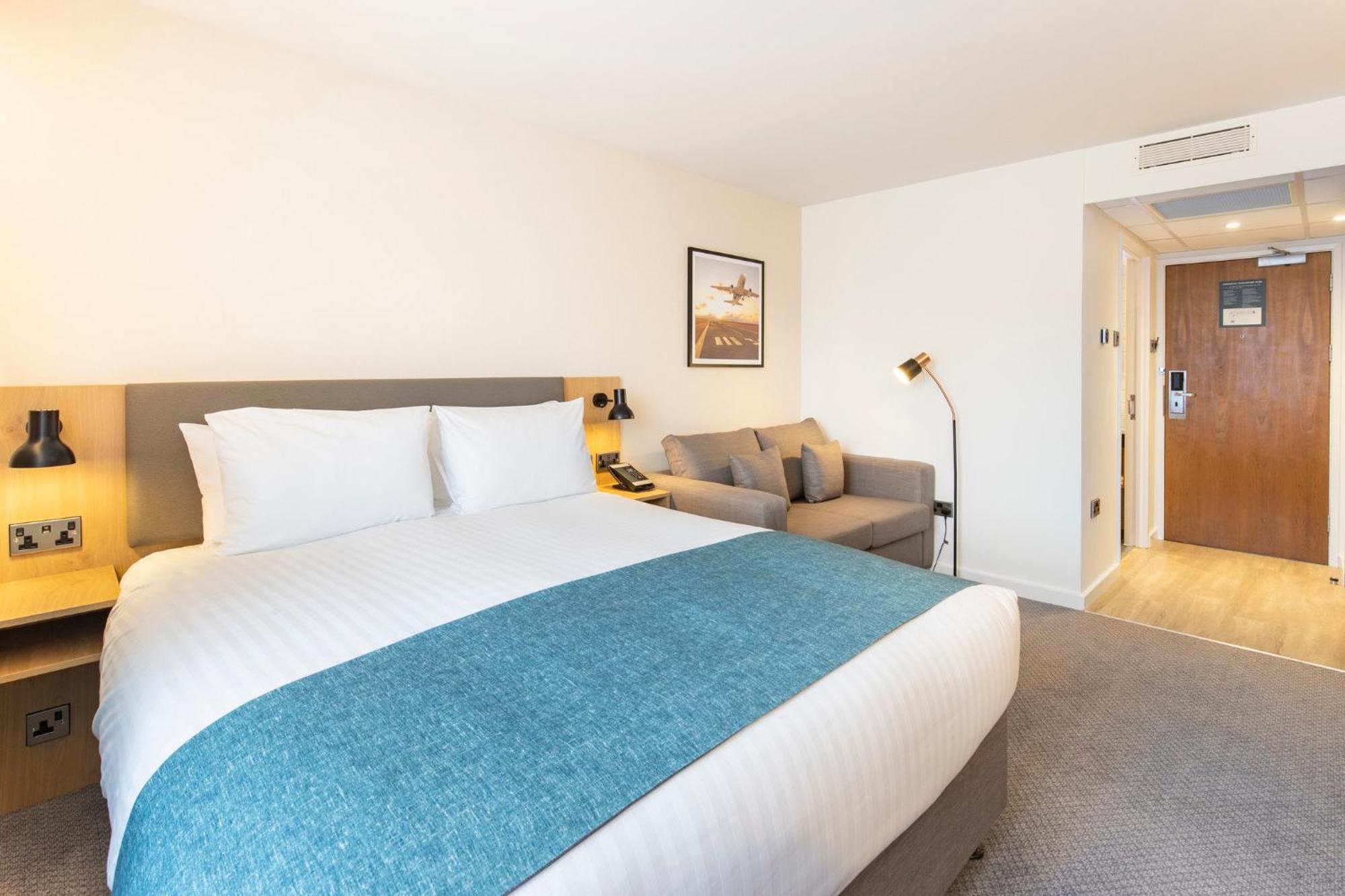 Holiday Inn Bristol Airport By Ihg Redhill  Eksteriør bilde