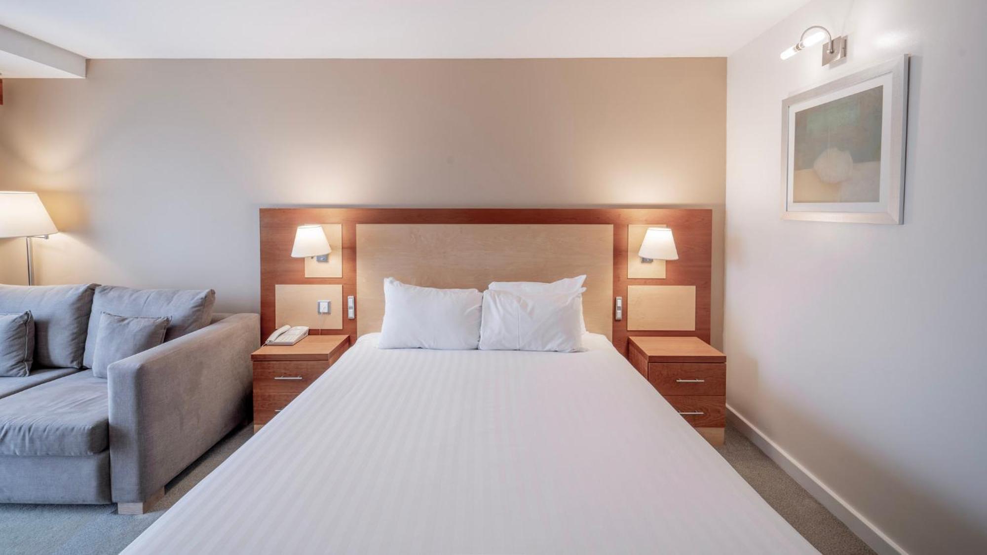 Holiday Inn Bristol Airport By Ihg Redhill  Eksteriør bilde