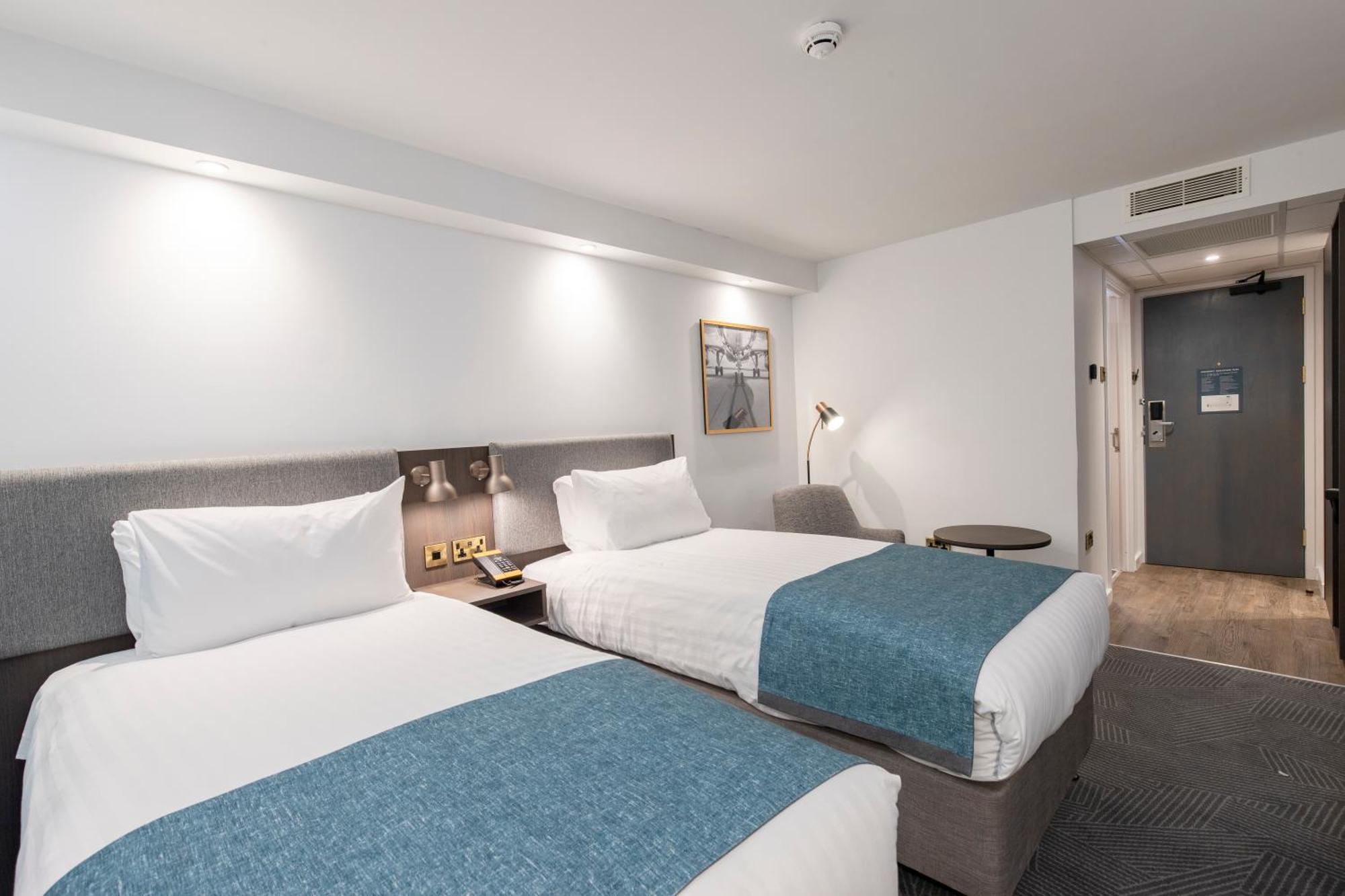 Holiday Inn Bristol Airport By Ihg Redhill  Eksteriør bilde